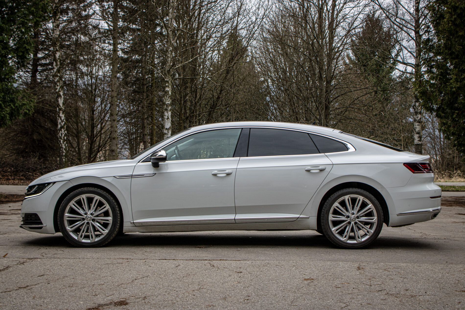 Volkswagen Arteon - fotka 4