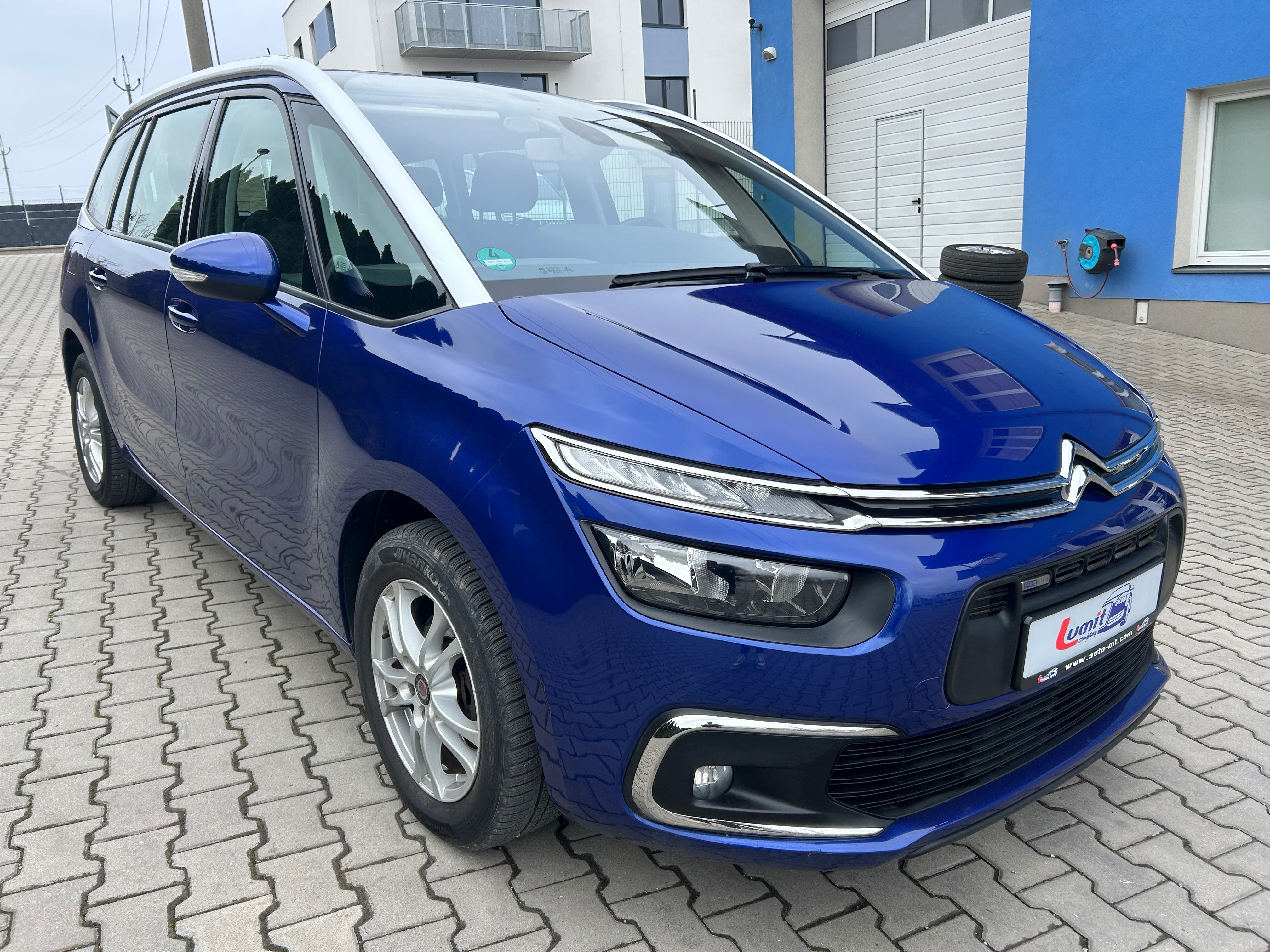 Citroën C4 Picasso, 1.2 PureTech 7 míst - fotka 3