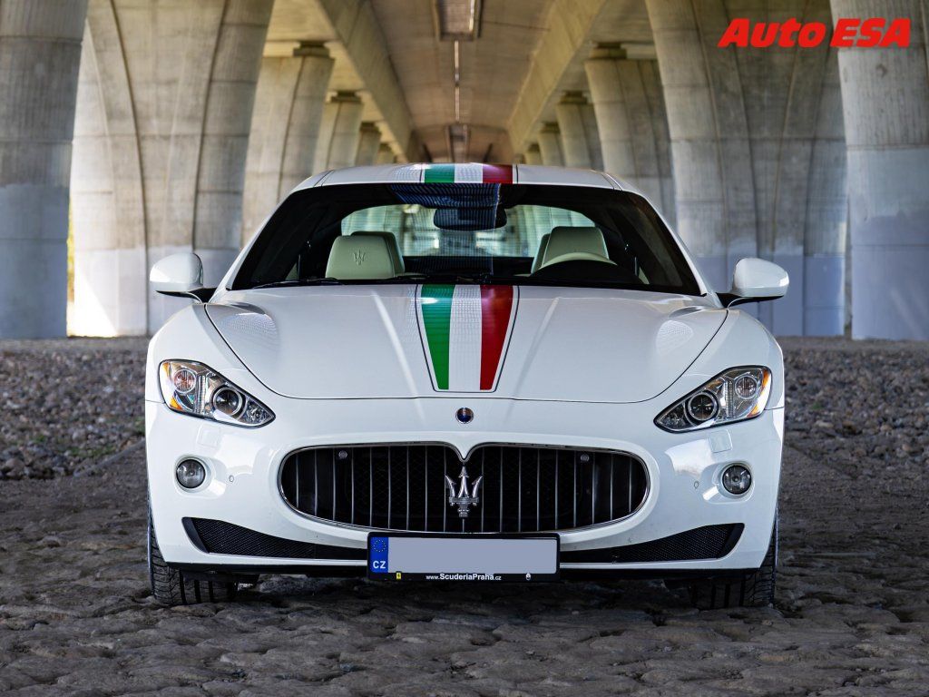 Maserati GranTurismo, 4.7 V8 S Automatic,ČR - fotka 4