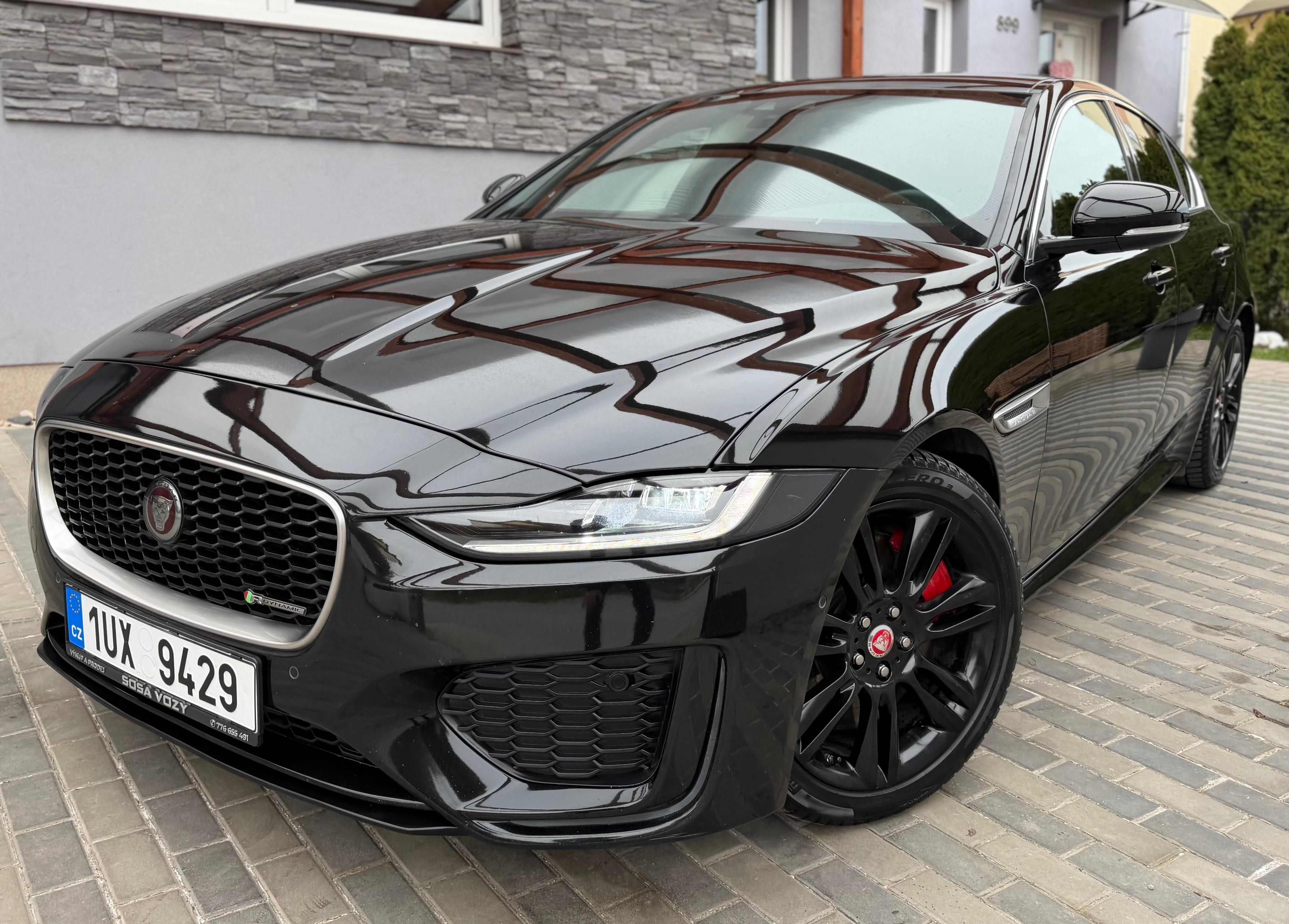 Jaguar XE