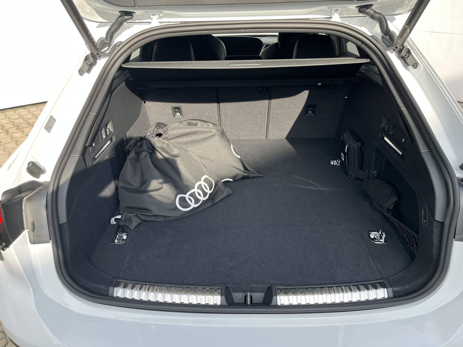 Audi A6, e-hybrid Quattro 2,0TFSI - fotka 6