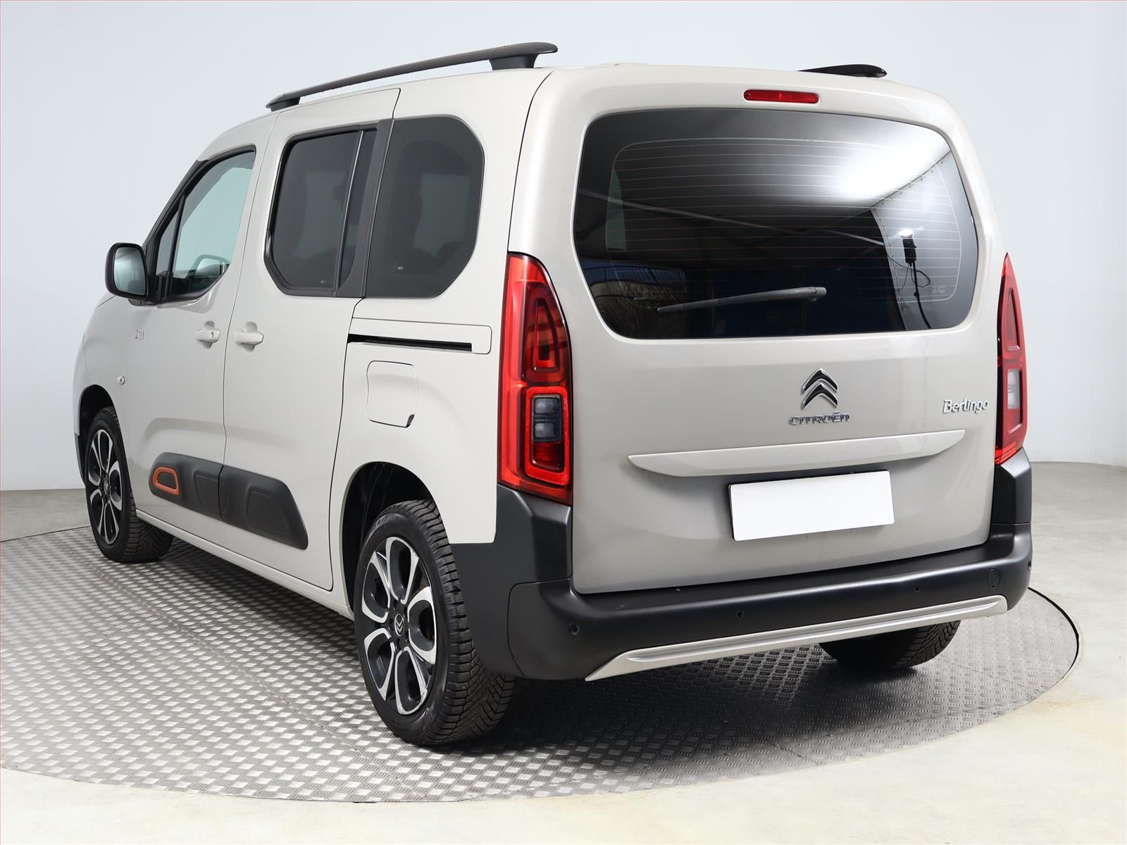 Citroën Berlingo, 1.5 BlueHDi, Feel, 5Míst - fotka 4