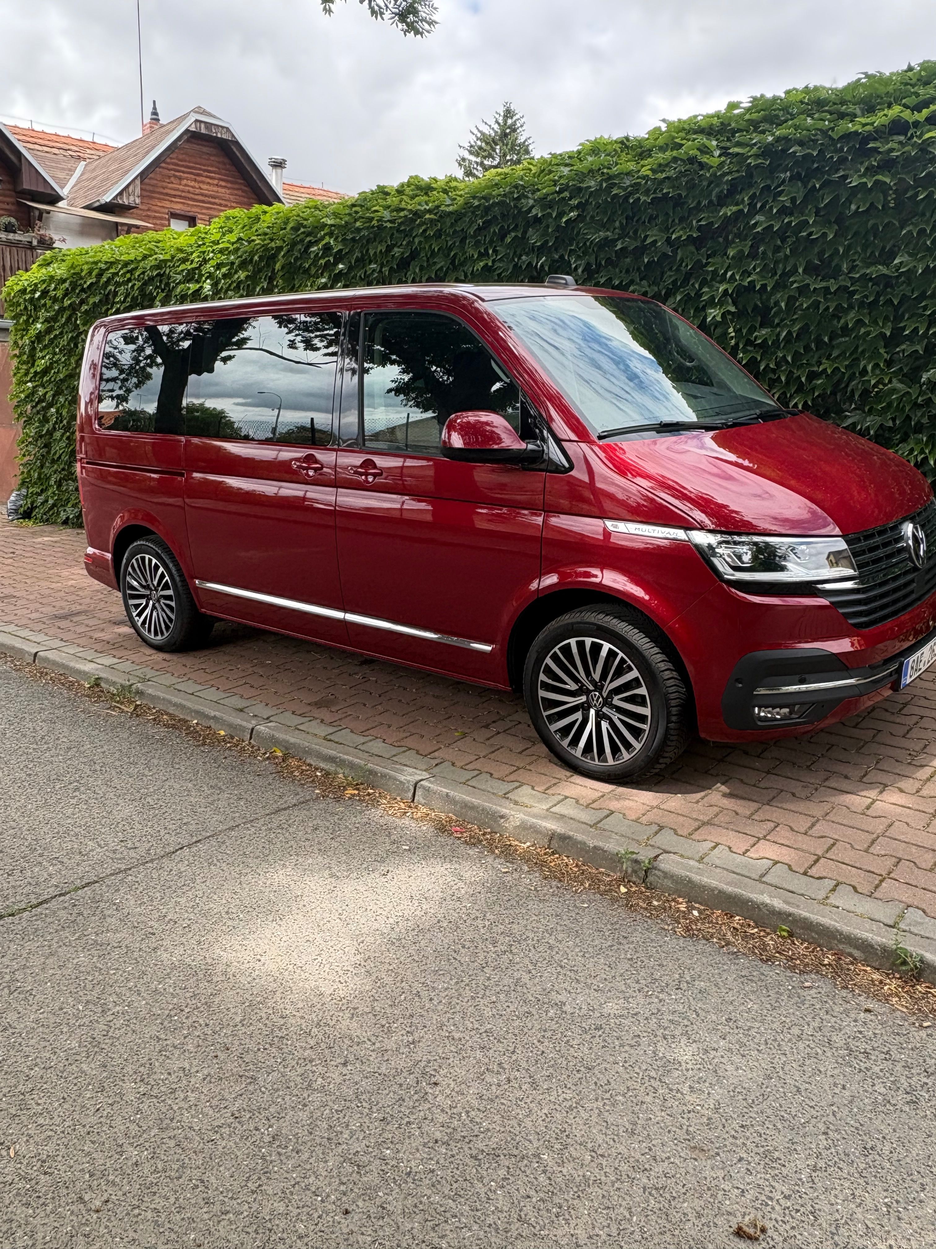 Volkswagen Multivan, Highline Led 1.Majitel  CZ