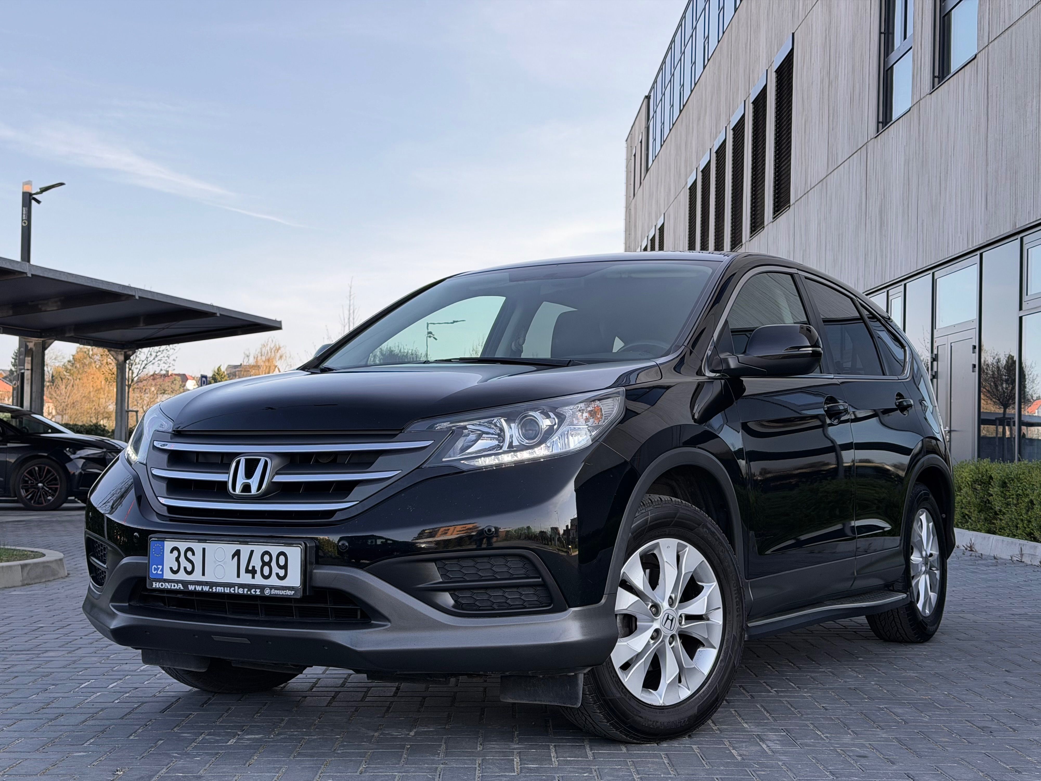 Honda CR-V, 2.0i 114 kw / 4x4 / automat