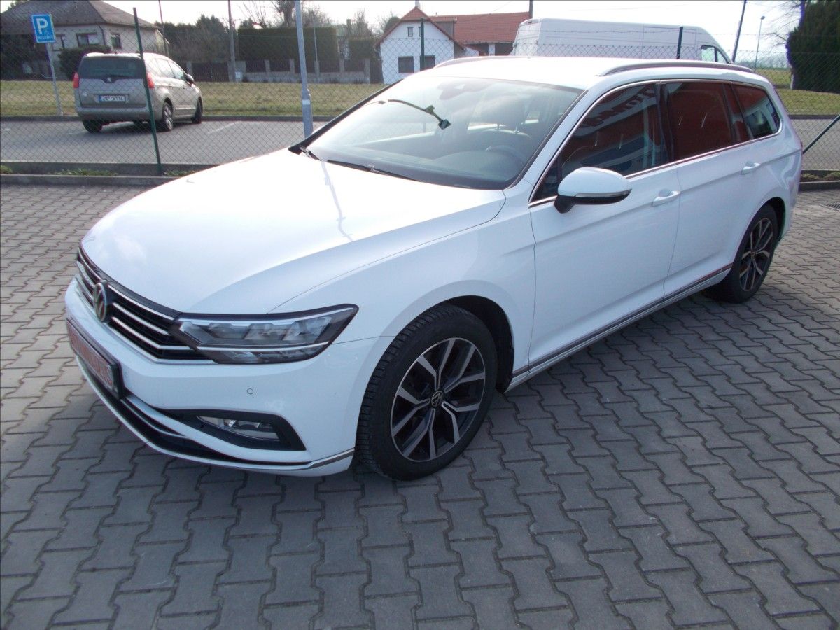 Volkswagen Passat, 2,0 TSI DSG 140 kW ČR 1.MAJITE - fotka 3