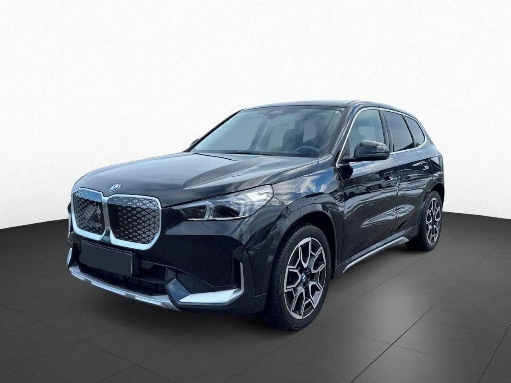 BMW iX1, xDrive 30 xLine*Kamera*Kůže*