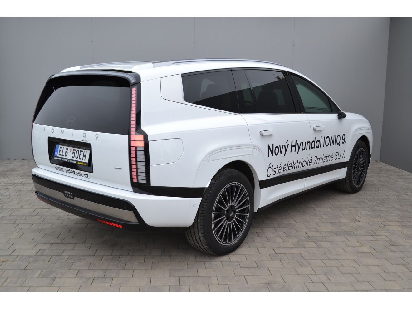 Hyundai Ioniq 9, W7 4WD PERFORMANCE 315KW CALLI - fotka 5