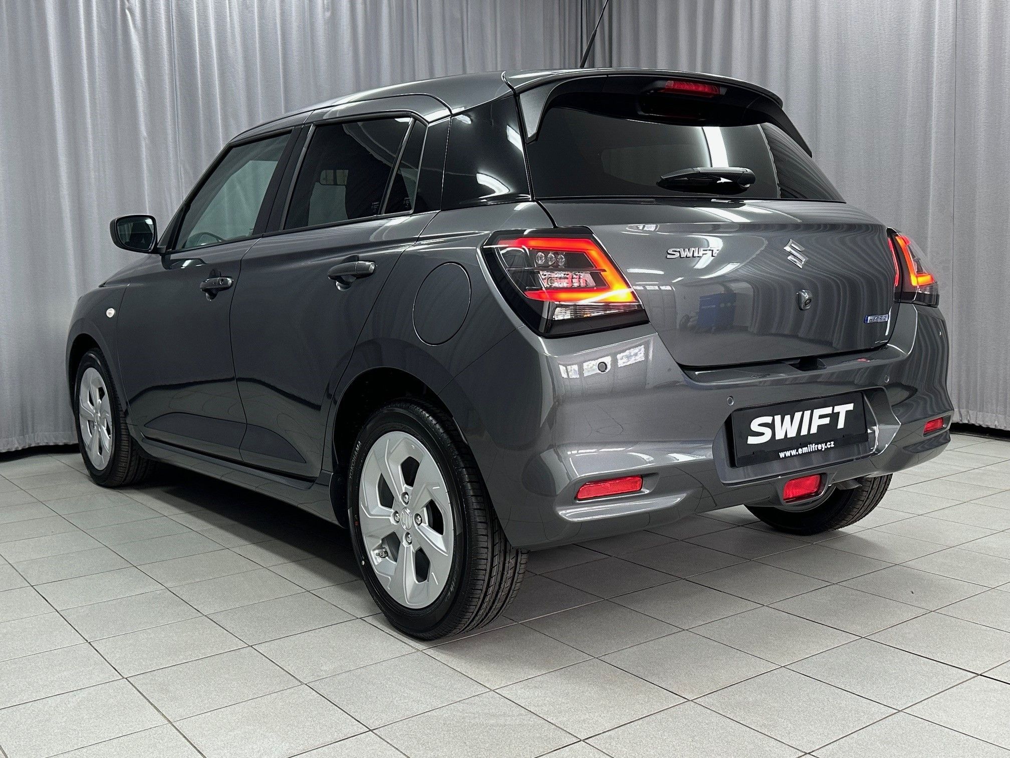 Suzuki Swift, 1,2 Premium AT- vůz ve výrobě - fotka 6