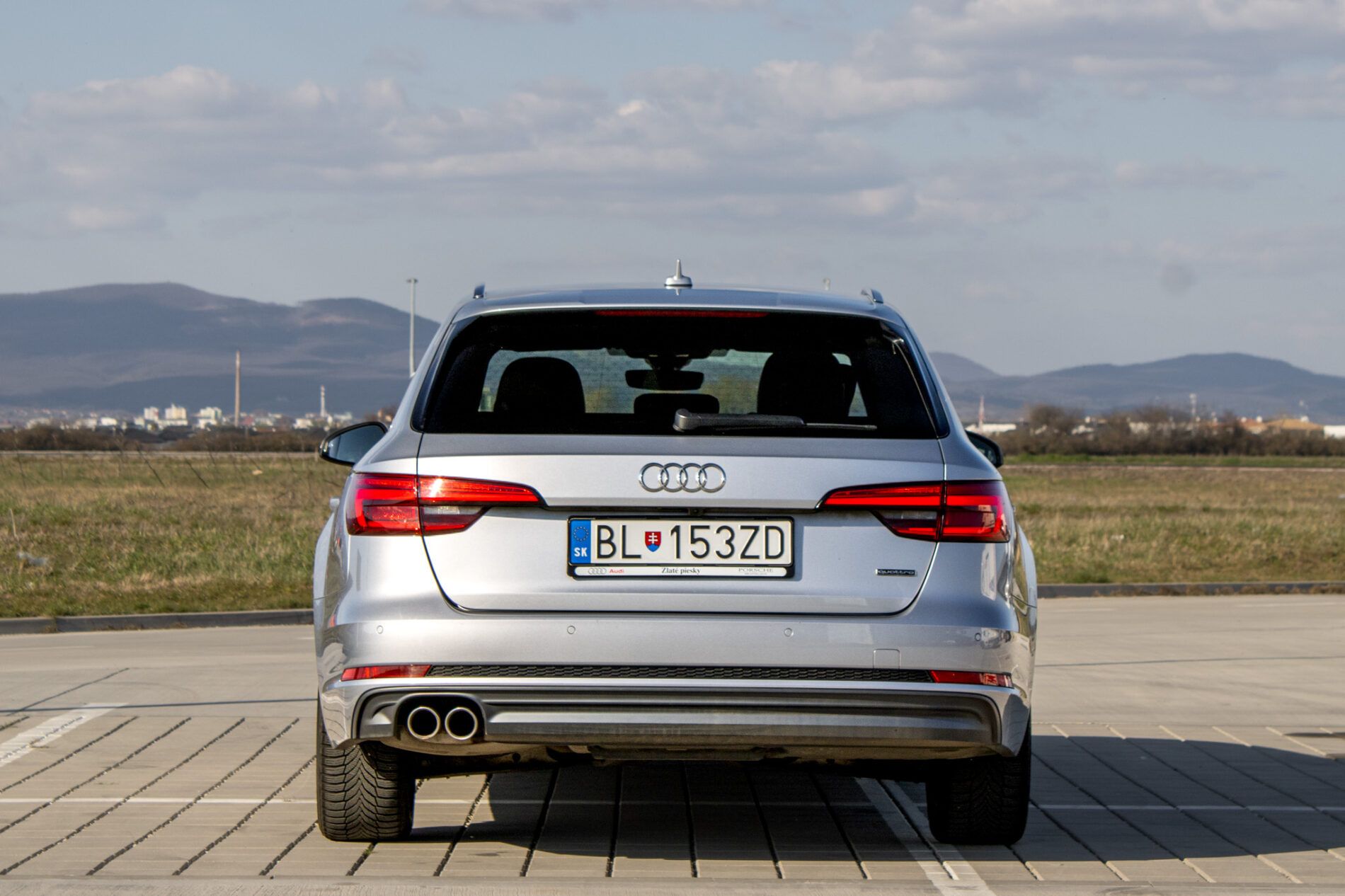 Audi A4 Avant - fotka 6