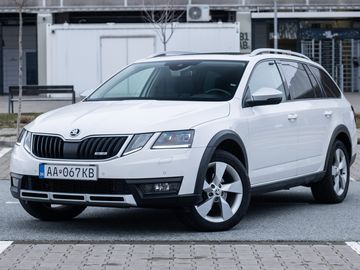 Octavia Combi