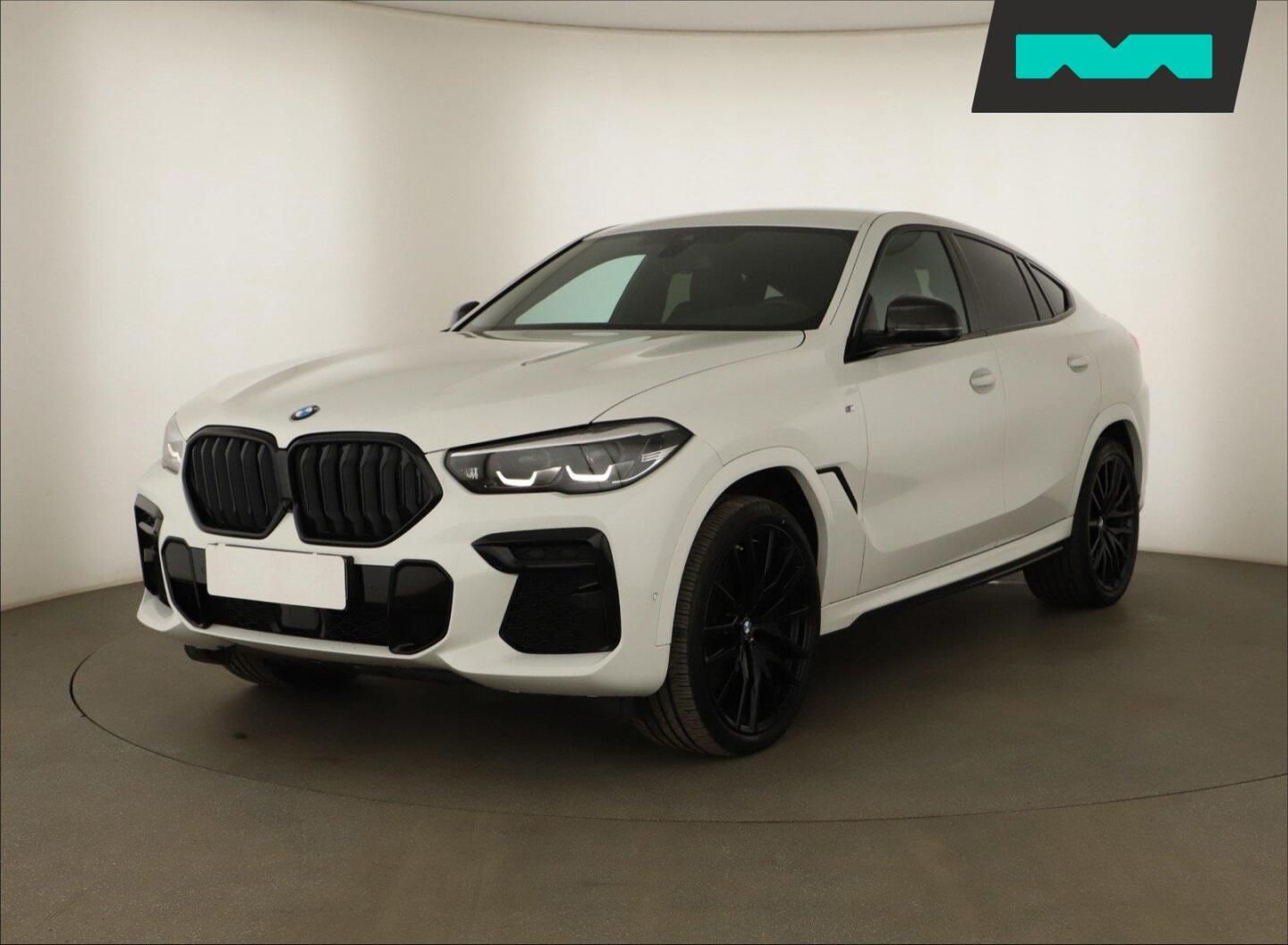 BMW X6, xDrive40i, ACC, Výhřev, Kamera