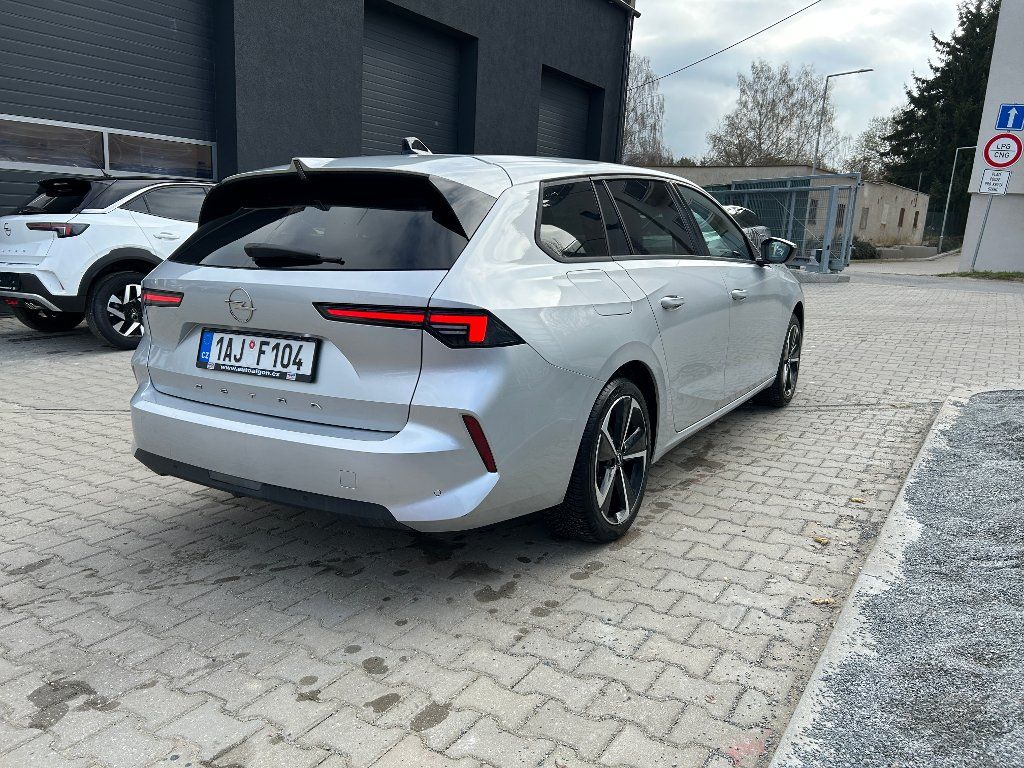 Opel Astra, ST Edition 1,2 Turbo 81kw MT6 - fotka 4