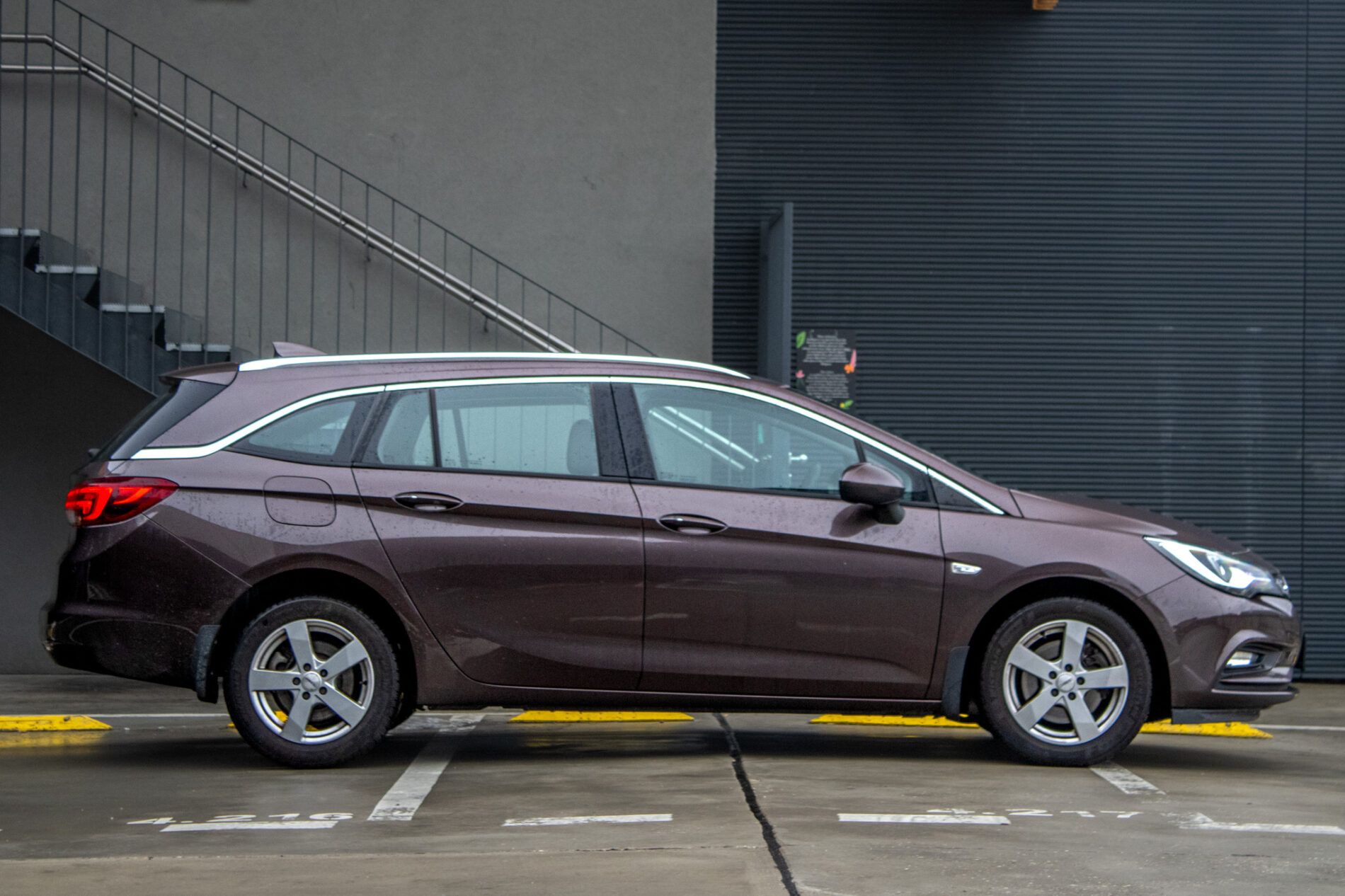Opel Astra, Astra ST - fotka 4
