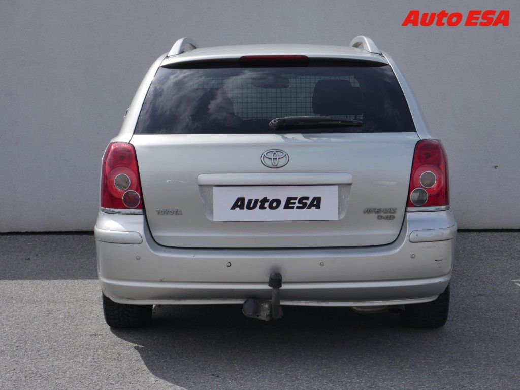 Toyota Avensis, 2.0 Di-D,AC,anvi - fotka 5