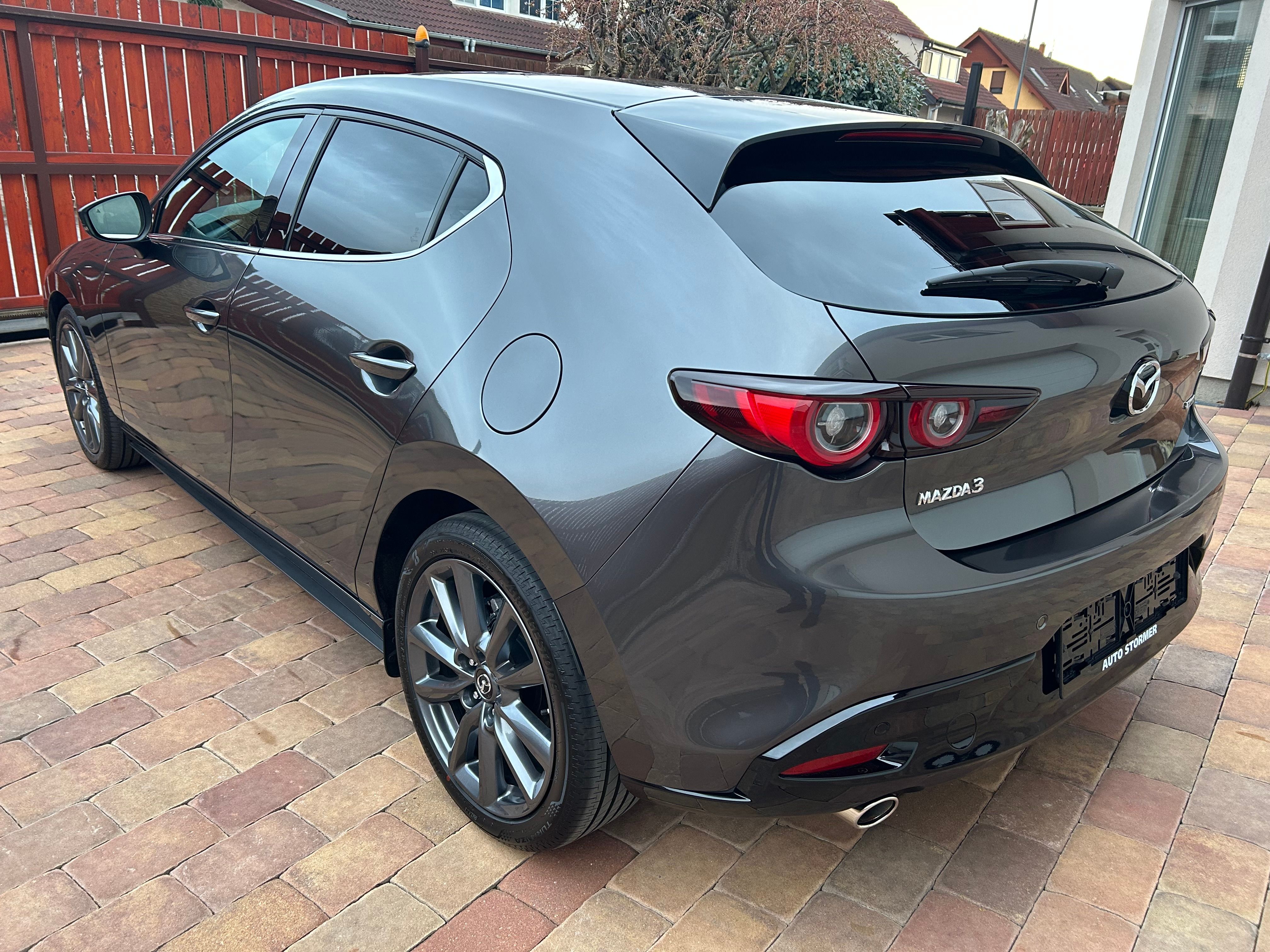 Mazda 3, 2.0 e-SKYACTIV-G122 EXCLUSIVE - fotka 6
