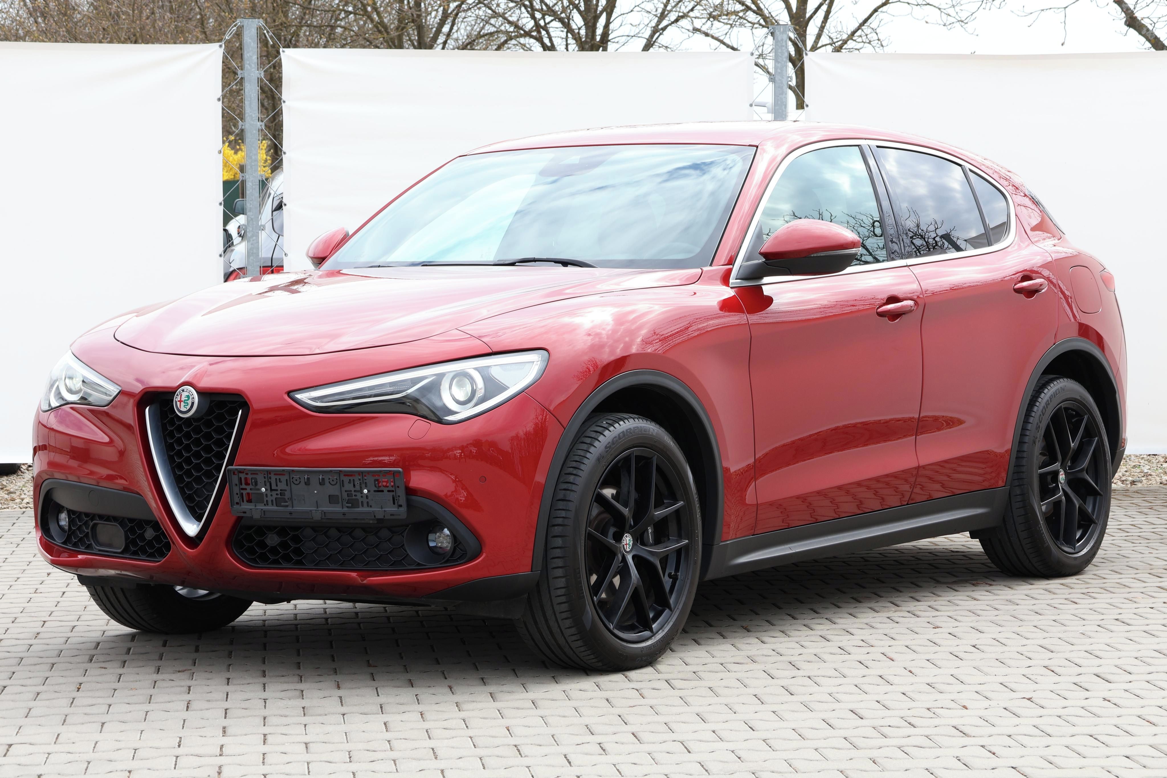 Alfa Romeo Stelvio, 2.2JTD*Q4*154kW*ACC*KEYLESS*