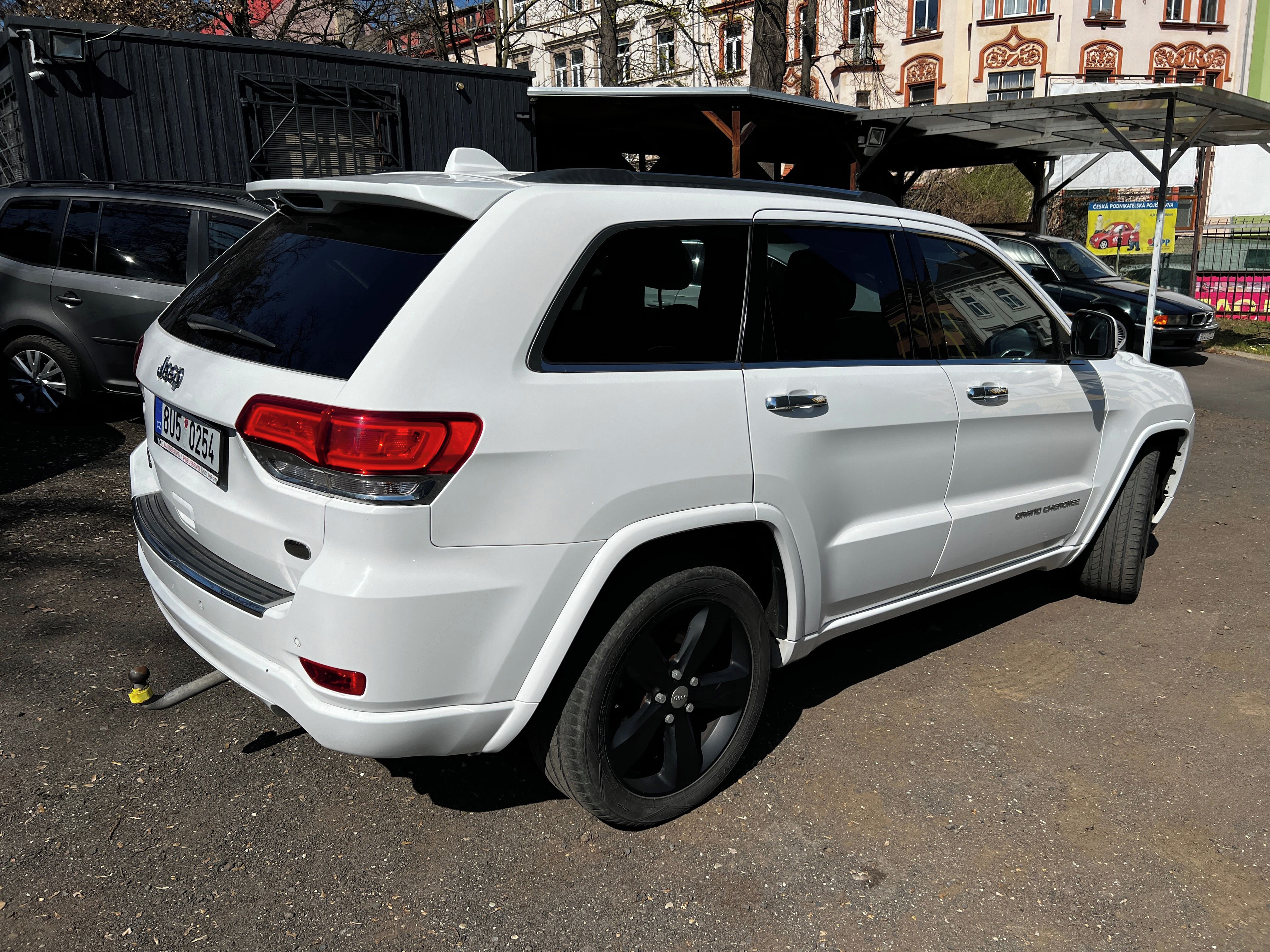 Jeep Grand Cherokee, Overland 3,0 CRDi 184 Kw - fotka 4