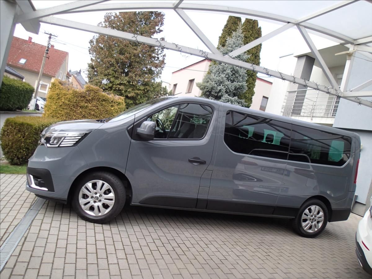 Renault Trafic, 2,0 1.maj. ČR,DPH, 8míst - fotka 6
