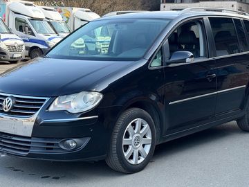 Higline DSG 2.0TDI 7mist kůže