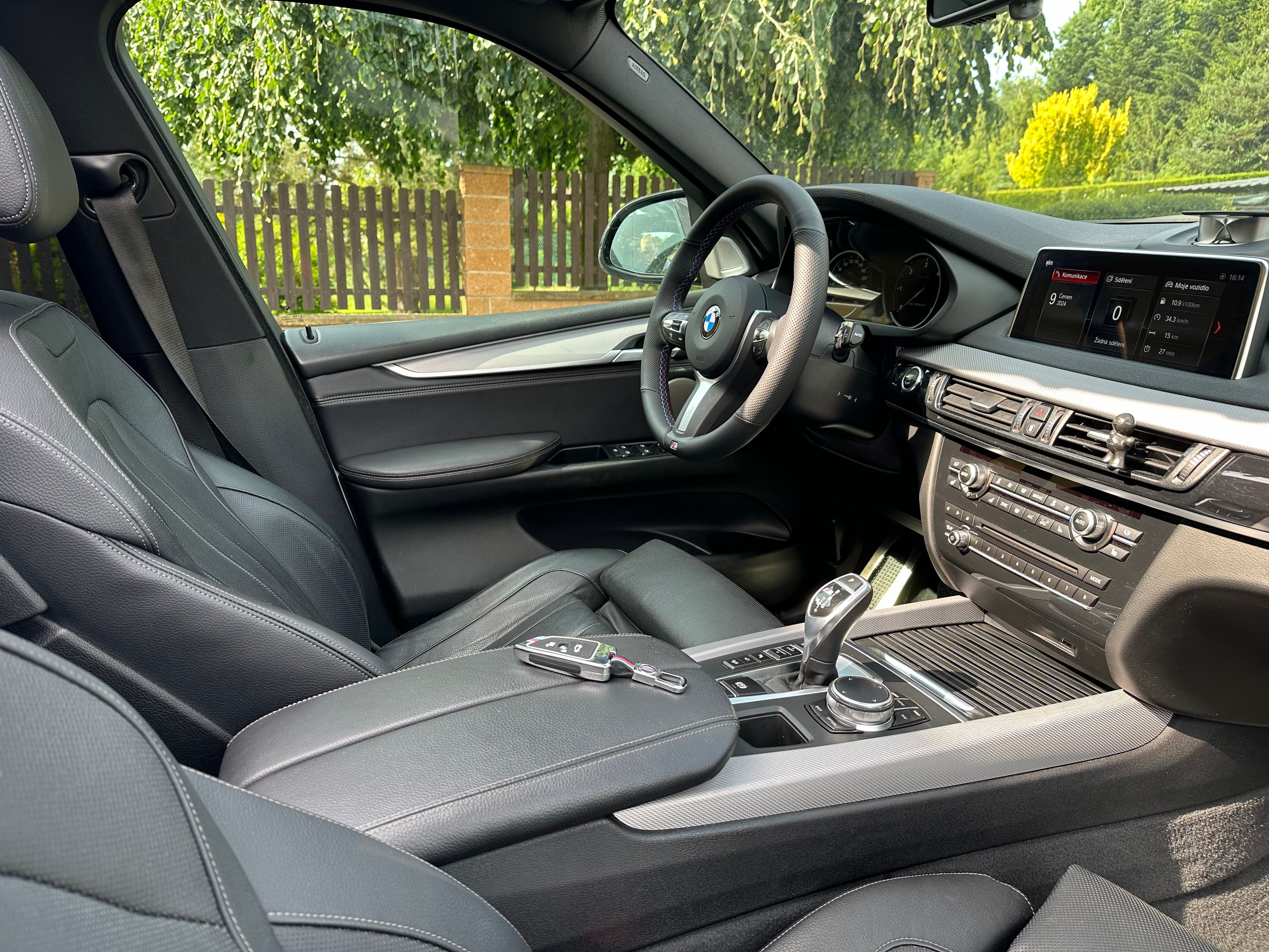 BMW X5, M50d xDrive,ČR,DPH,MAX VÝBAVA - fotka 5