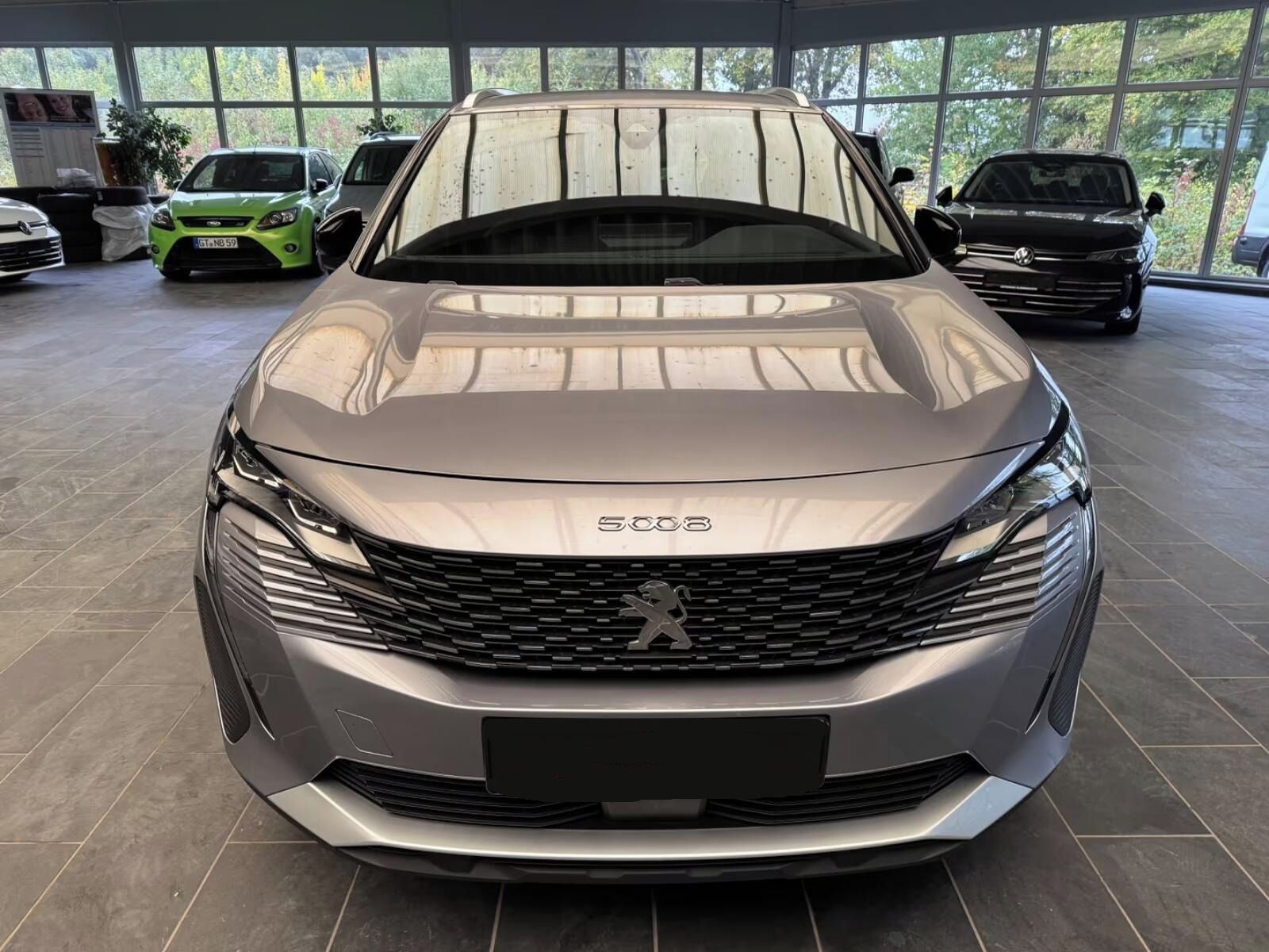 Peugeot 5008, 1.2 Allure Pack*7 míst*Navi* - fotka 5