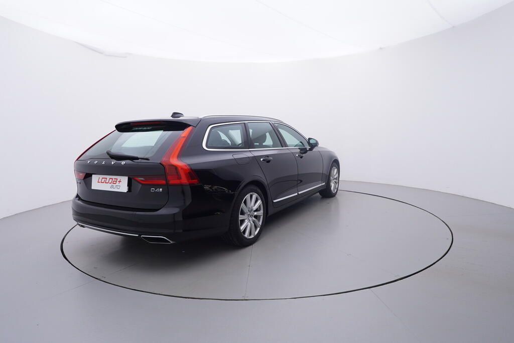 Volvo V90, Inscription 2.0 D4 140 kW - fotka 5