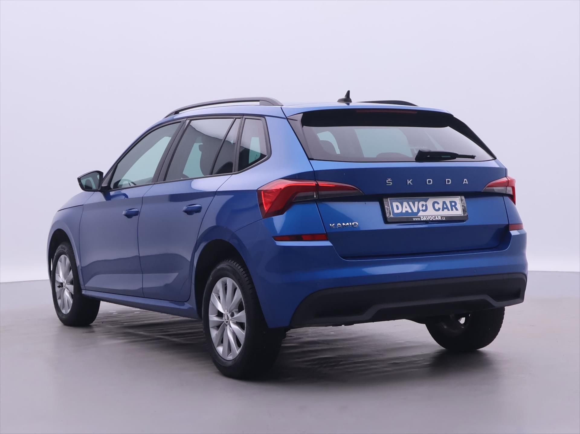 Škoda Kamiq, 1,5 TSI 110kW DSG Style Kůže - fotka 5