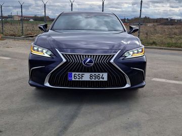 2.5L ,Plná výbava (Luxury), ČR