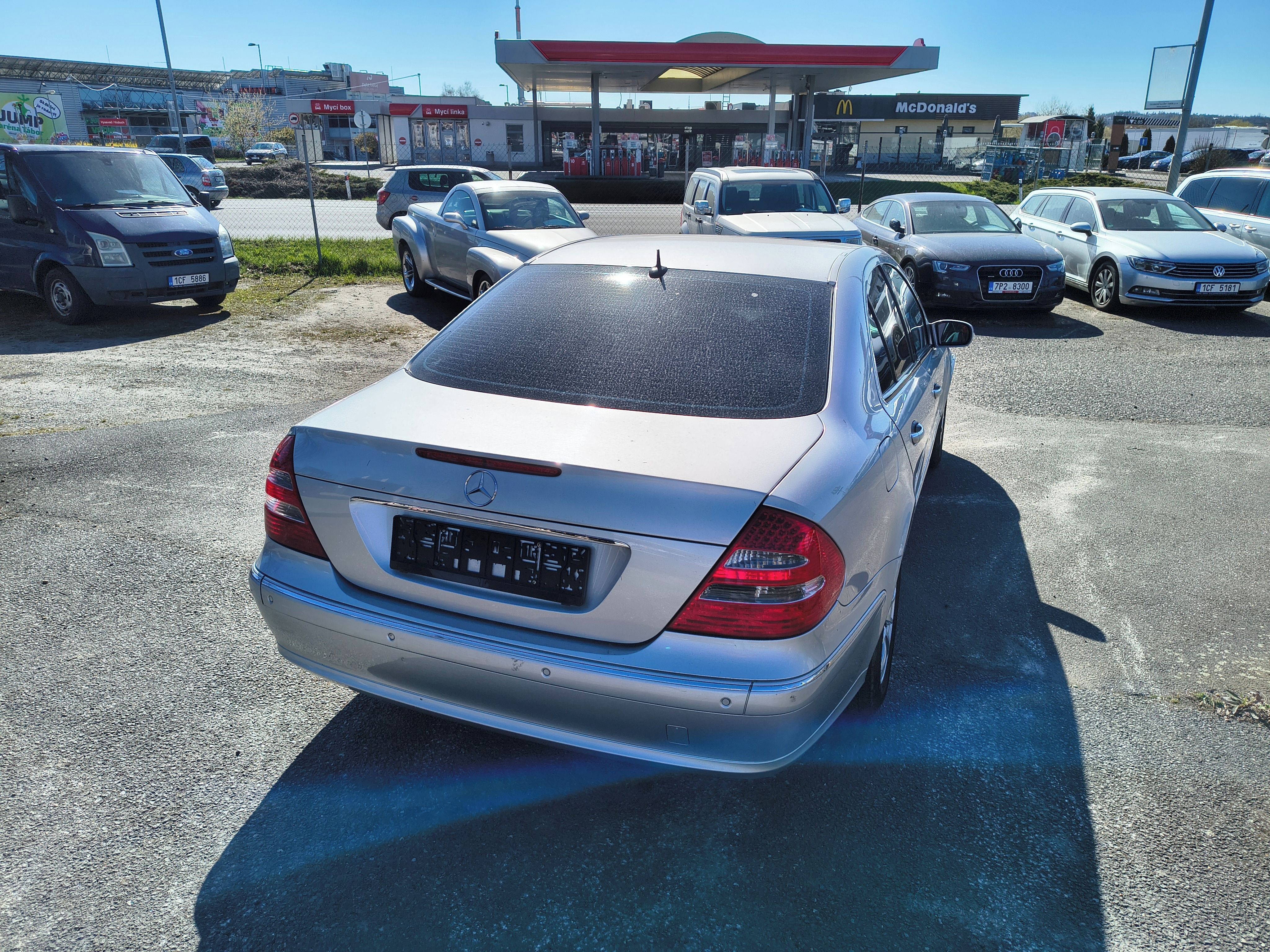 Mercedes-Benz Třídy E, 240 Avantgarde - fotka 4