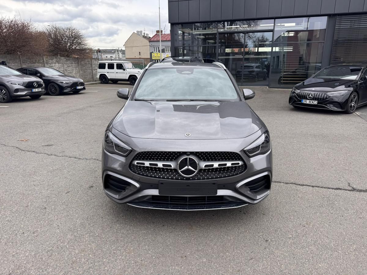 Mercedes-Benz GLA, 200 d 4MATIC - fotka 2