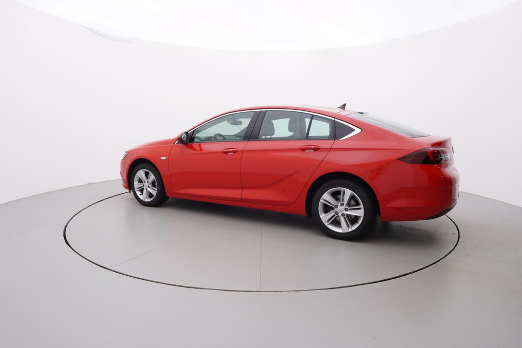 Opel Insignia, Edition 2.0 125 kW - fotka 3
