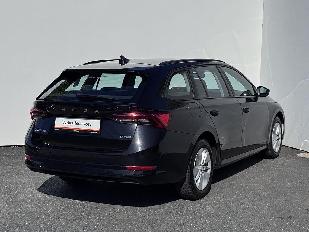 Škoda Octavia, Ambition 1.5 TSI 110 kW - fotka 2