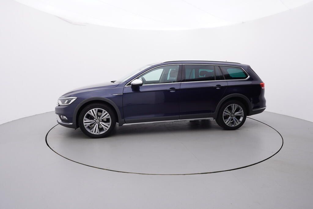 Volkswagen Passat, Alltrack 2.0 TSI 162 kW - fotka 2
