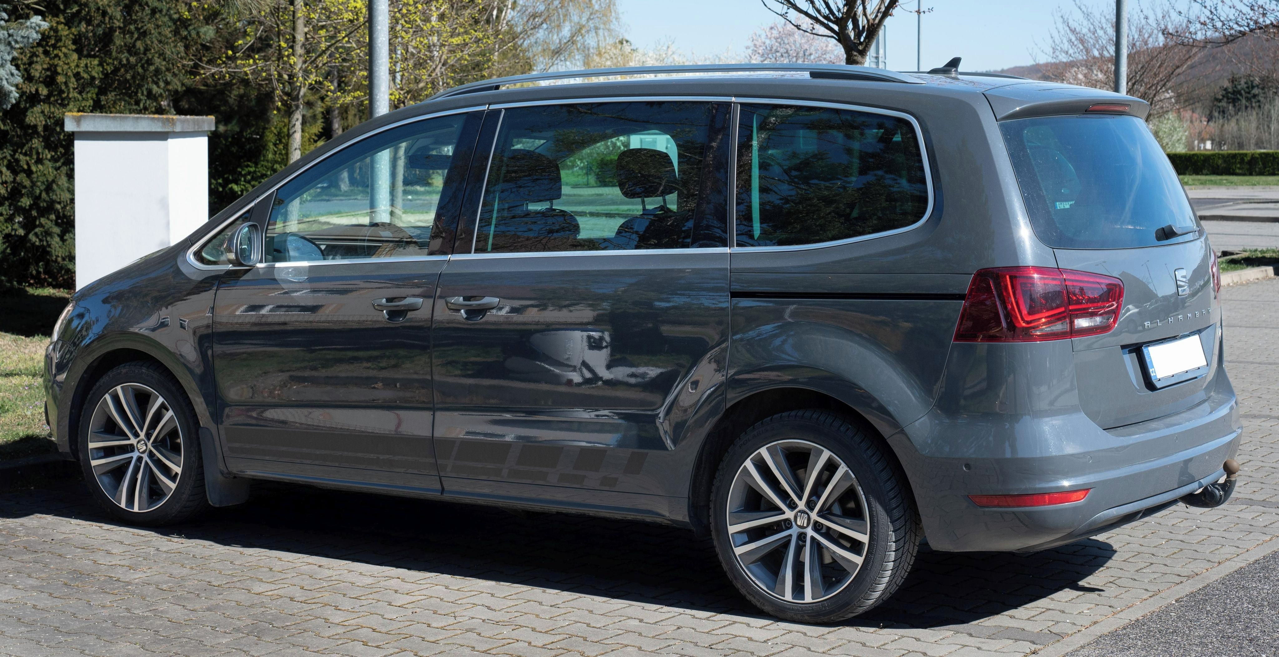 Seat Alhambra, FR,7míst,DSG,4X4,Webasto - fotka 6