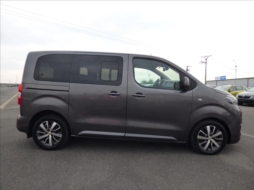 Toyota Proace, 2,0 130kw,automat  Family Comf - fotka 4