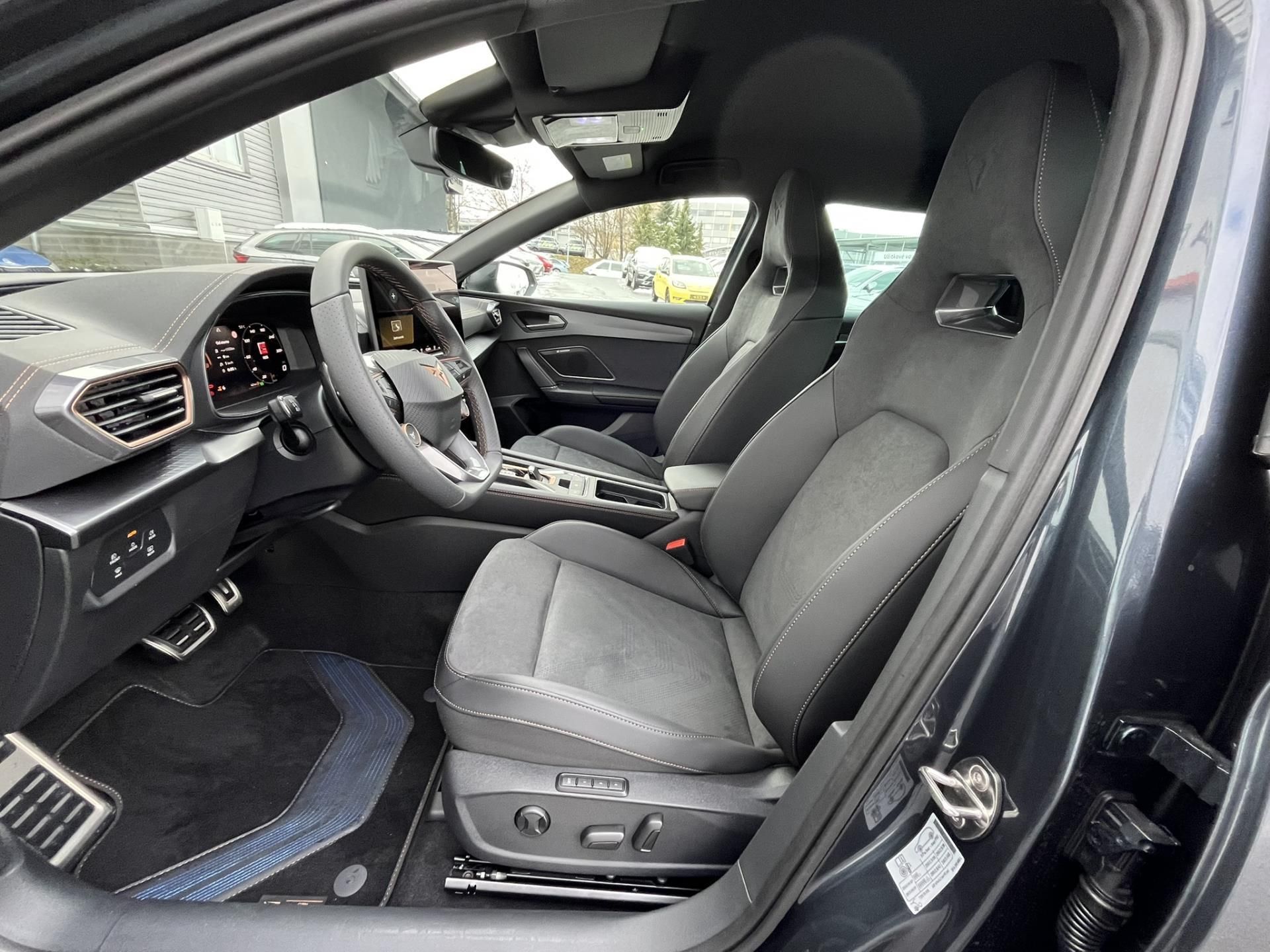 Cupra Leon, SP 1.5 eTSI 150k DSG - fotka 6