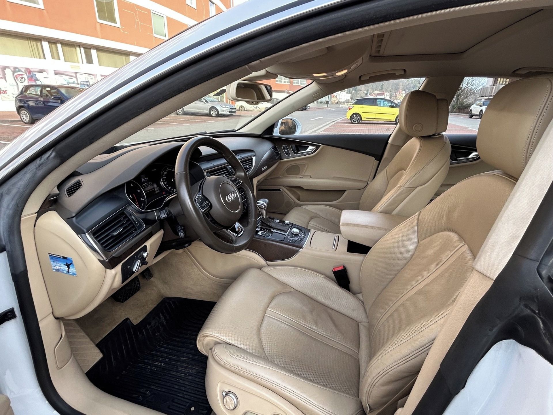 Audi A7, 230kW, V6, S-line, plná výbava - fotka 4