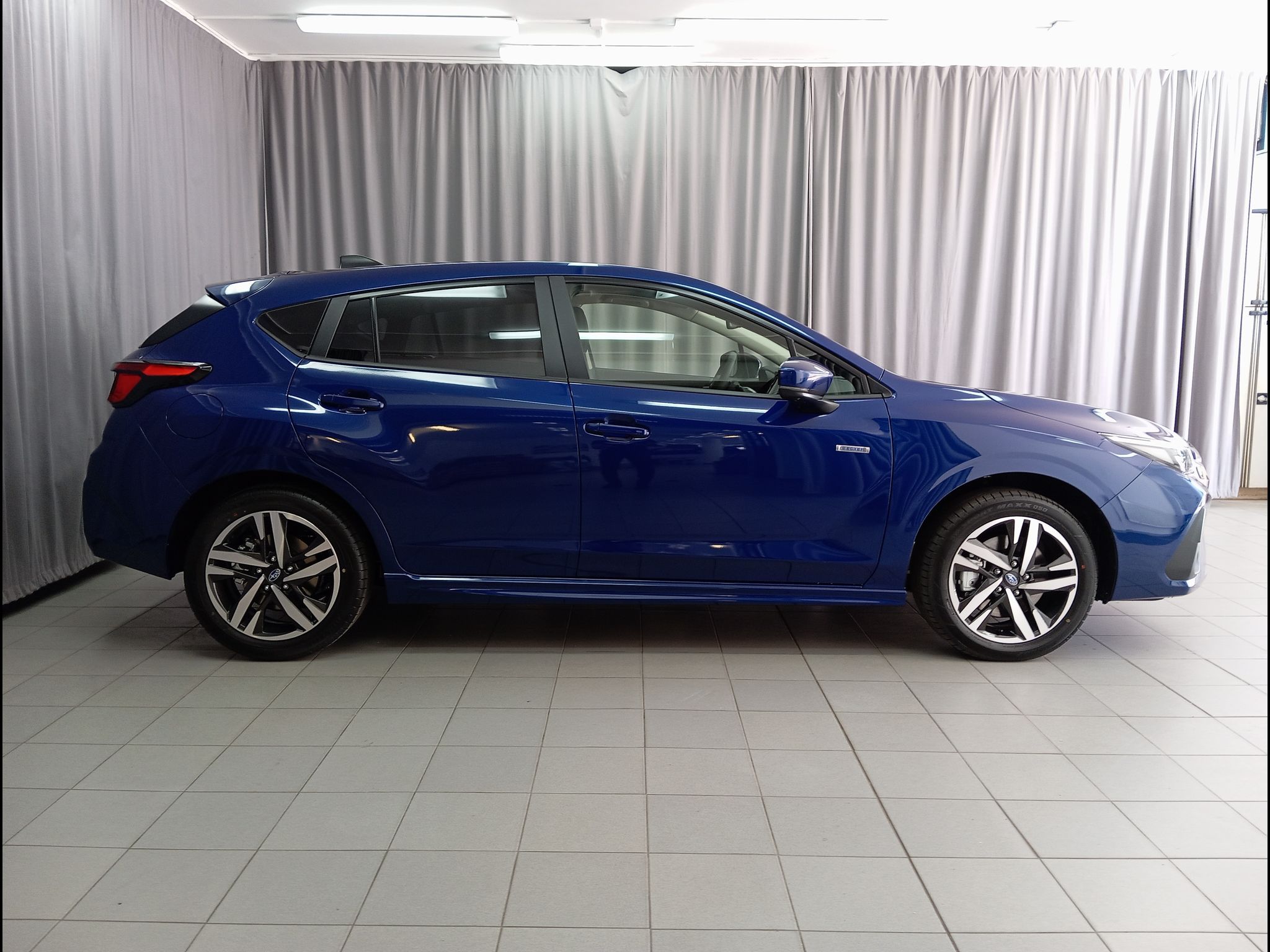 Subaru Impreza, 4X4 ACTIVE. K ODBĚRU IHNED! - fotka 4