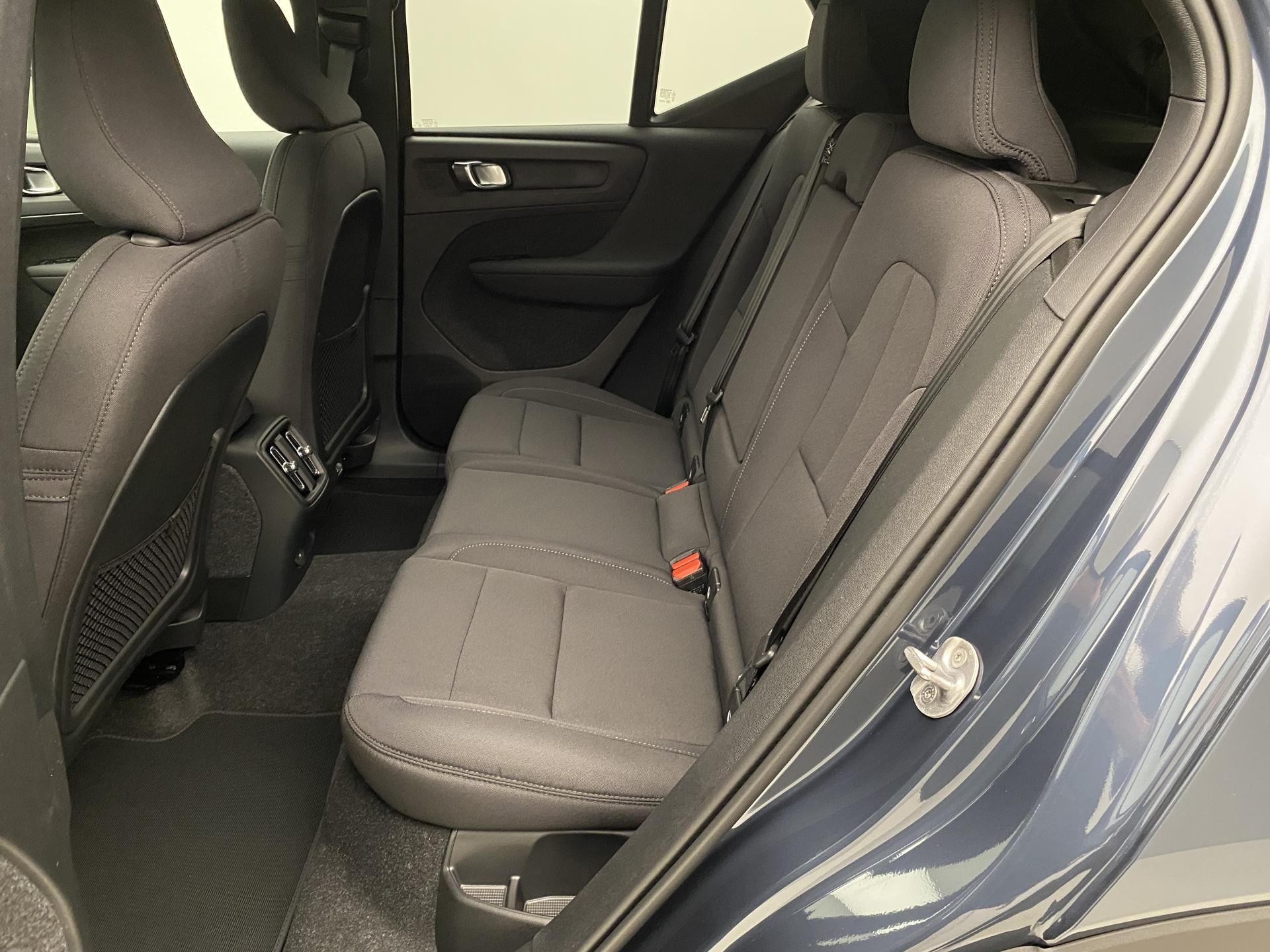 Volvo EX40, BLACK EDITION SINGLE EXT. PLUS - fotka 6