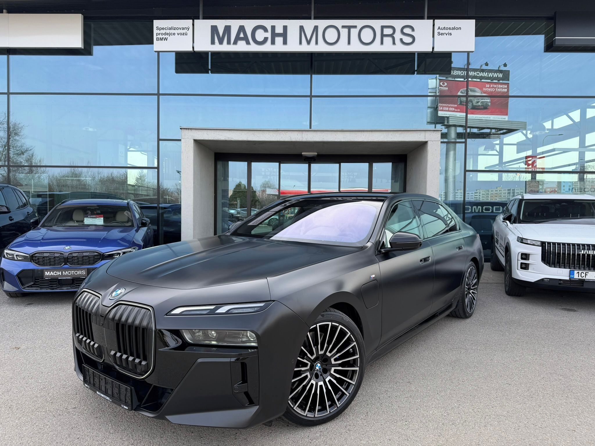 BMW Řada 7, BMW 750e xDrive 07/2025 TV