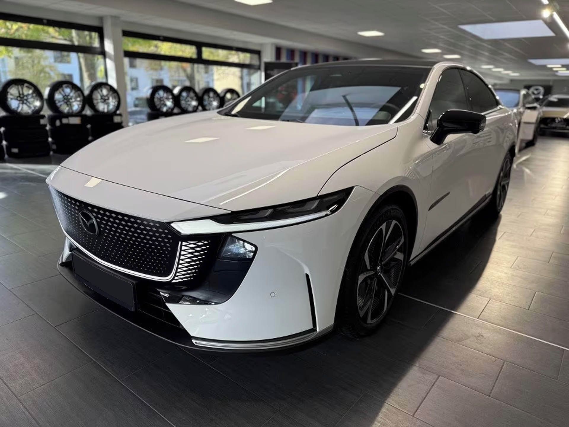 Mazda 6e, LR Takumi Sony Pano HuD 360