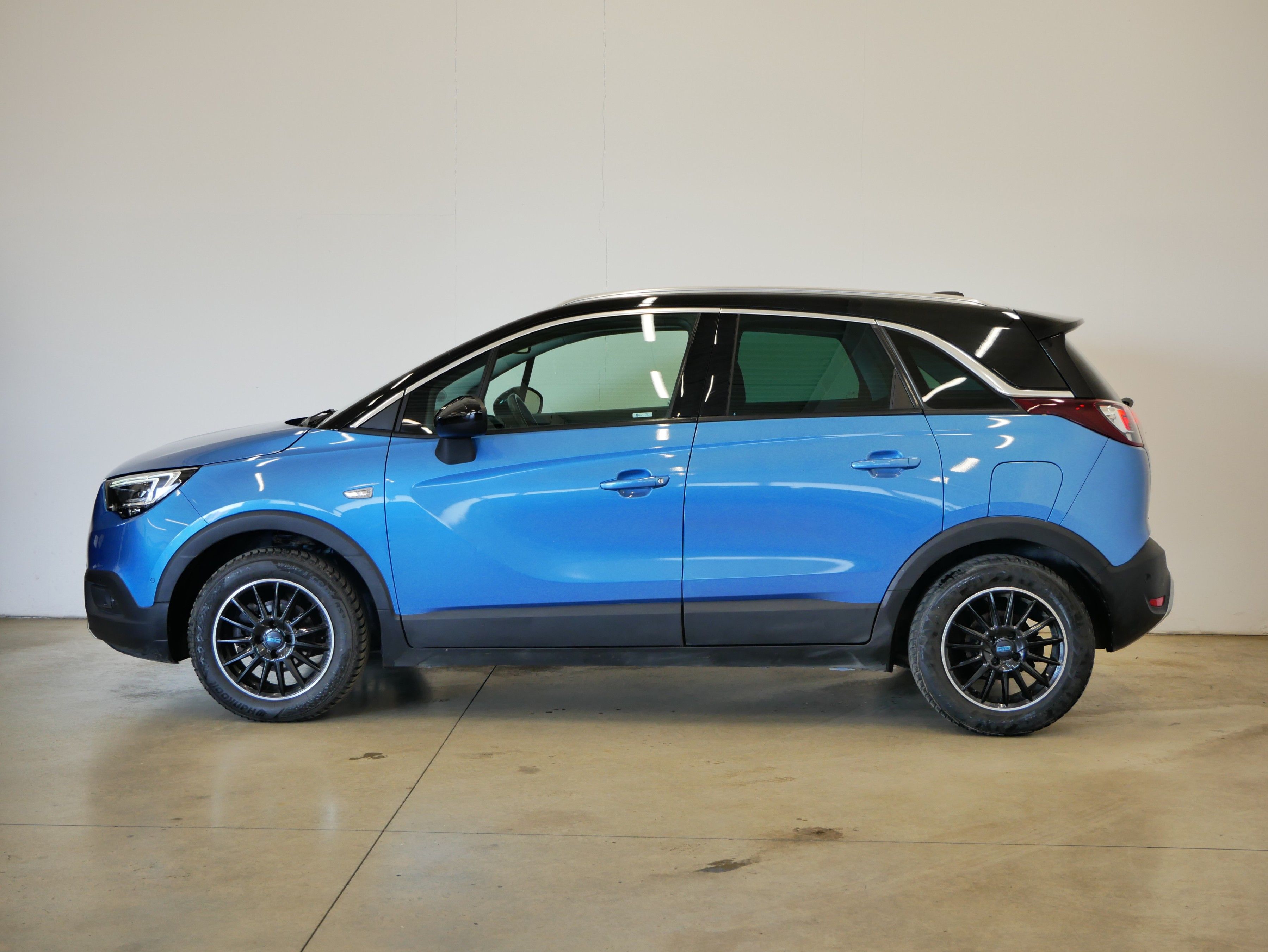 Opel Crossland X, 1.2 Turbo 96 kW INNOVATION - fotka 3