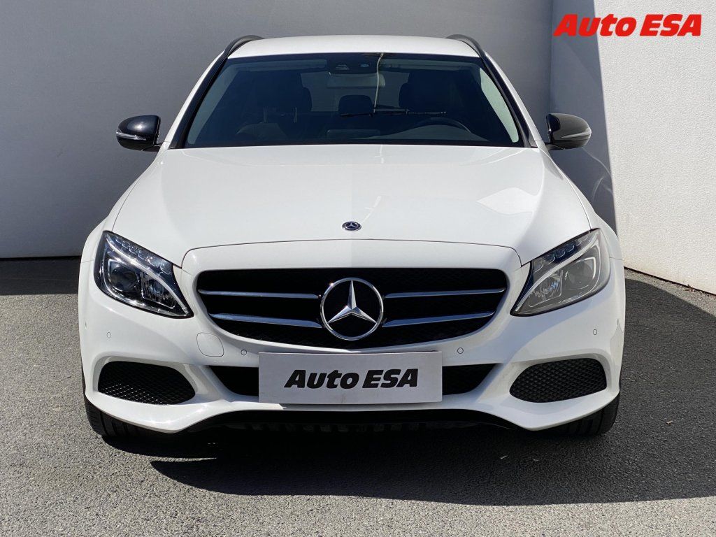 Mercedes-Benz Třídy C, 1.6 CGI C180,Avantgarde,AT - fotka 2