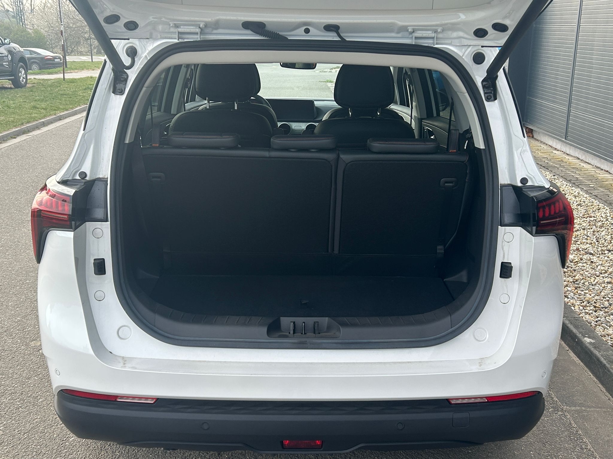 Dongfeng U-Tour, Dongfeng U Tour HEV - fotka 6