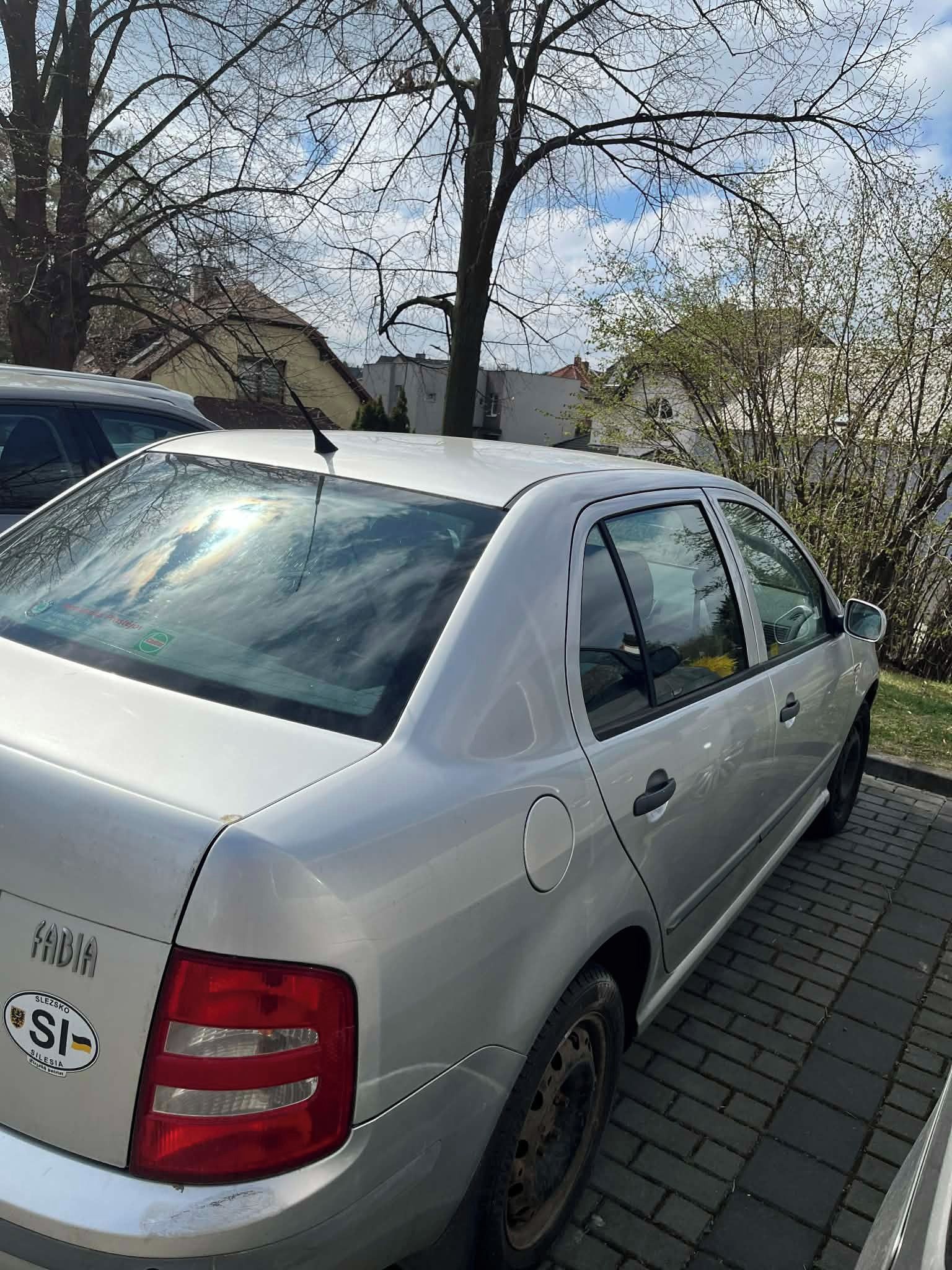 Škoda Fabia, Škoda Fabia Sedan 1.4 benzin - fotka 5