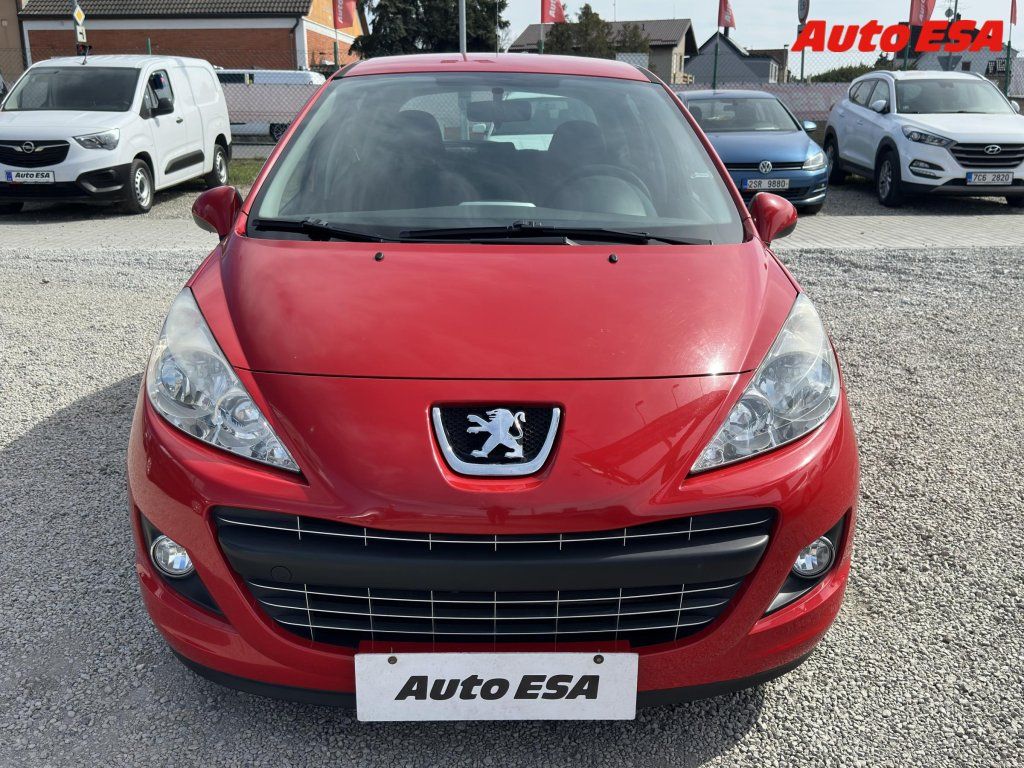 Peugeot 207, 1.4i,2.maj,ČR,AC - fotka 2