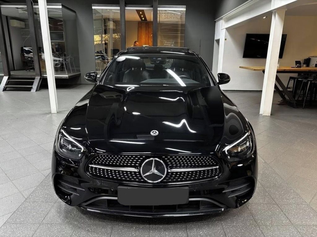 Mercedes-Benz Třídy E, 300 de AMG Line Night*MBUX* - fotka 5