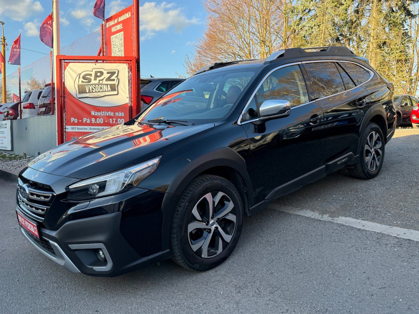 Subaru Outback, 2.5i CVT Touring - fotka 2