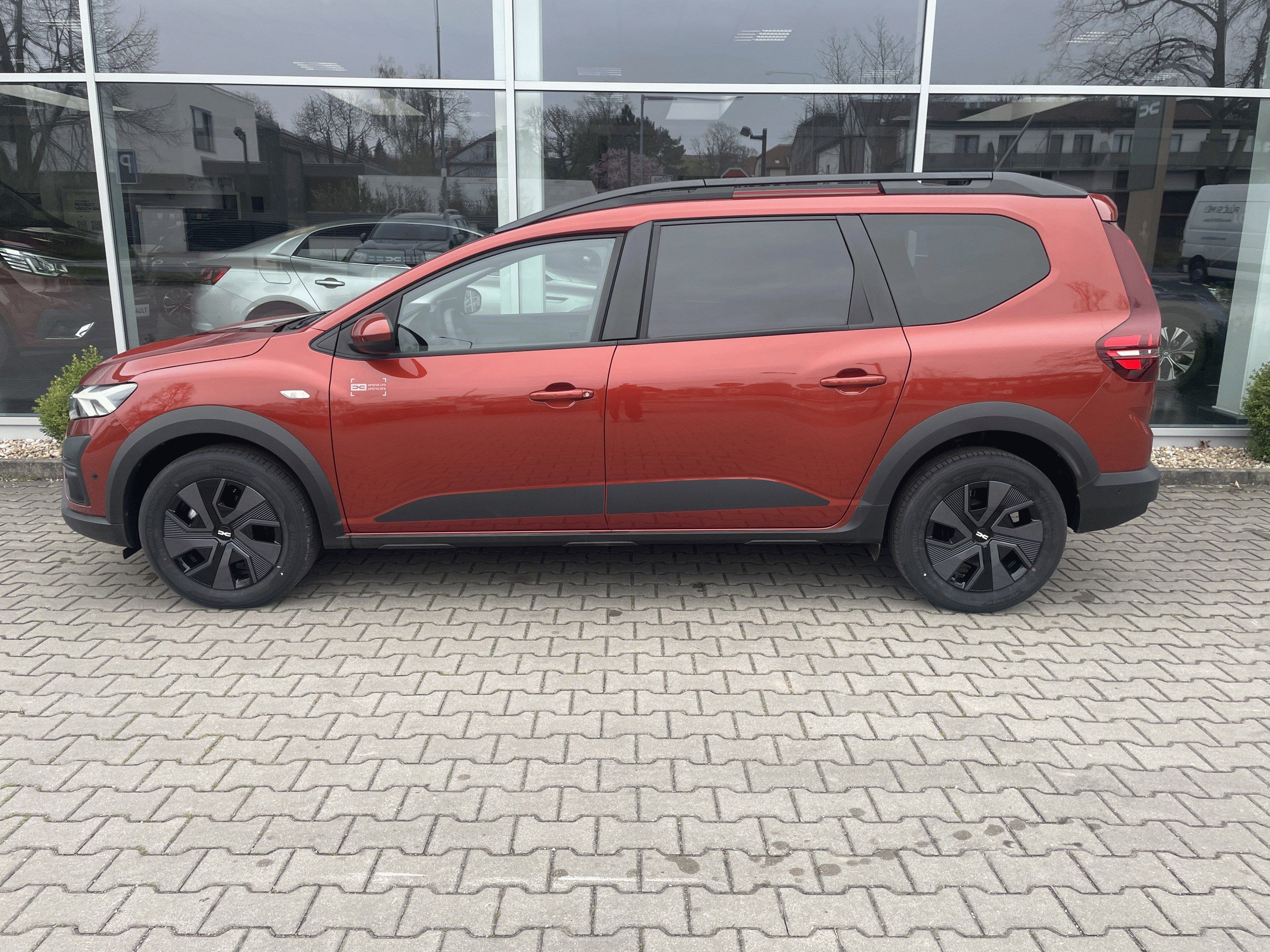 Dacia Jogger, TCe 110 Expression 7 míst - fotka 4