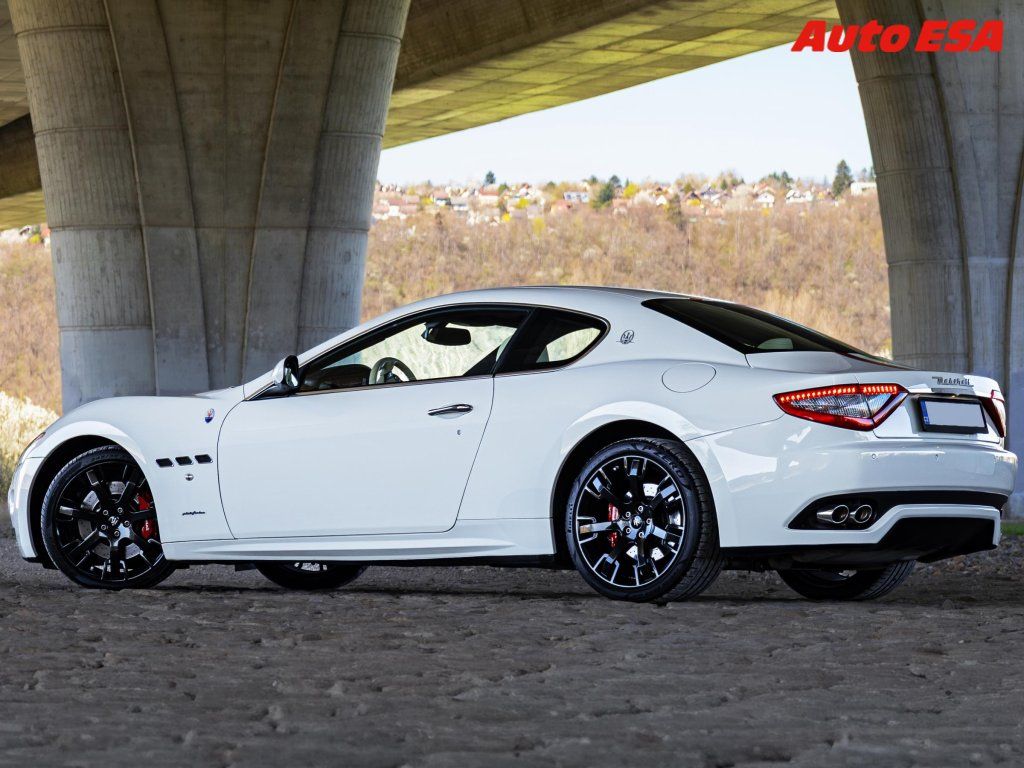 Maserati GranTurismo, 4.7 V8 S Automatic,ČR - fotka 5